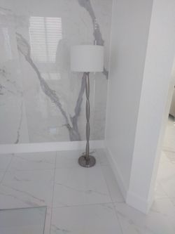 floor lamp 