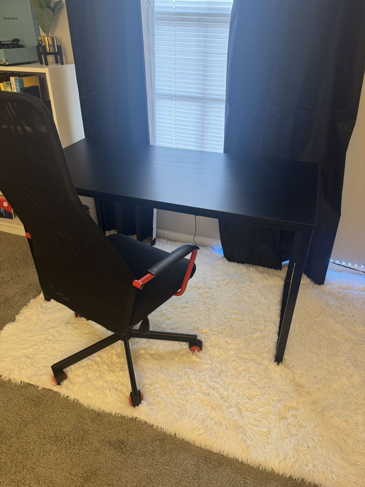 Computer Table & Chair