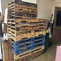 Wood Pallet $3 Each 