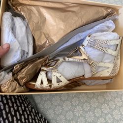 Womens Sandles (9)