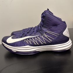 Men’s Nike HyperDunk basketball shoes used size 10.5