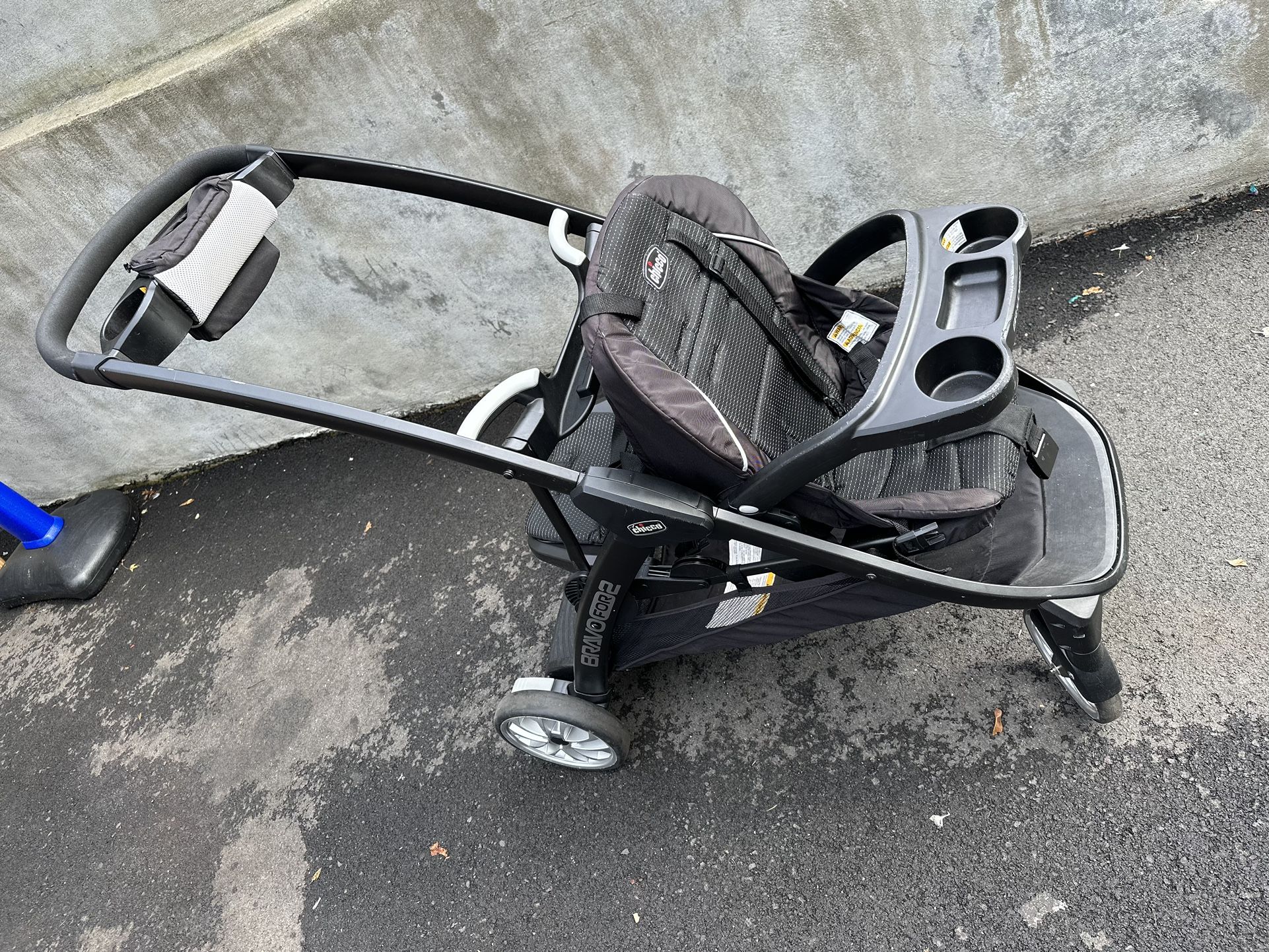 Chicco Bravo For2 Standing/Sitting Double Stroller