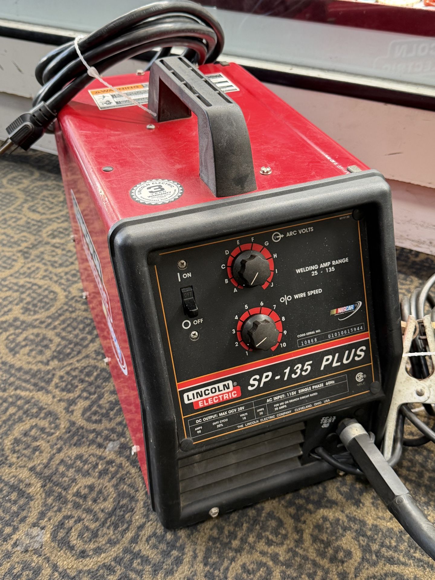 Lincoln Electric SP-135 Plus MIG Welder