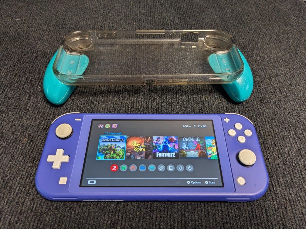 Nintendo Switch Lite blue with protective case/grip - excellent condition!