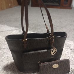 Michael Kors Purse And Matching Wallet