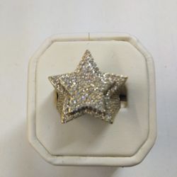 10kt Yellow Gold Diamond Ring 