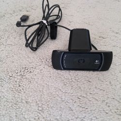 Logitech HD Pro Webcam C910 Carl Zeiss Tessar HD 1080p USB