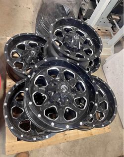 18 inch Fuel Wheels 8x165 8.x6.5