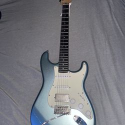 Electric guitar or Offer a price Donner Dst 152R