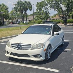 2010 Mercedes-Benz C-Class