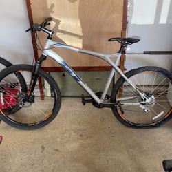 Aggressor Pro GT Mountain Bike