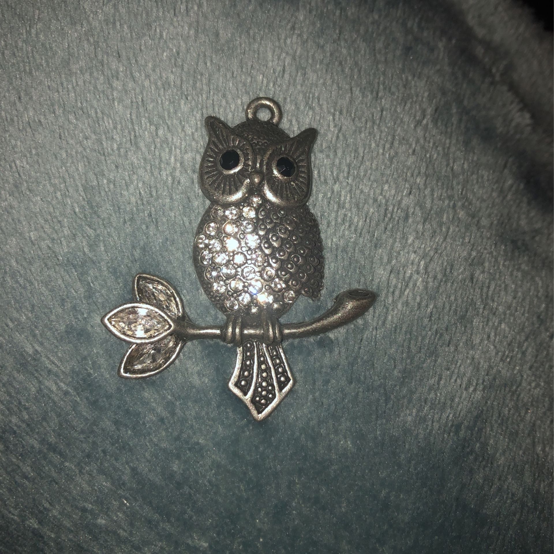Owl Pendant With Rhinestone