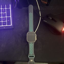 Apple Watch Series 8 ultra 49MM