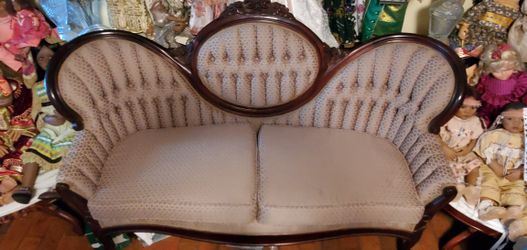 Victorian SOFA 