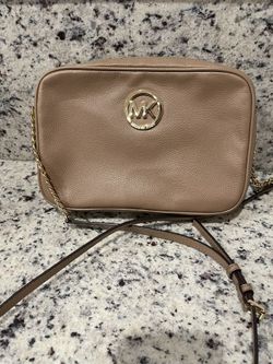 Michael Kors Leather Purse! Excellent Condition