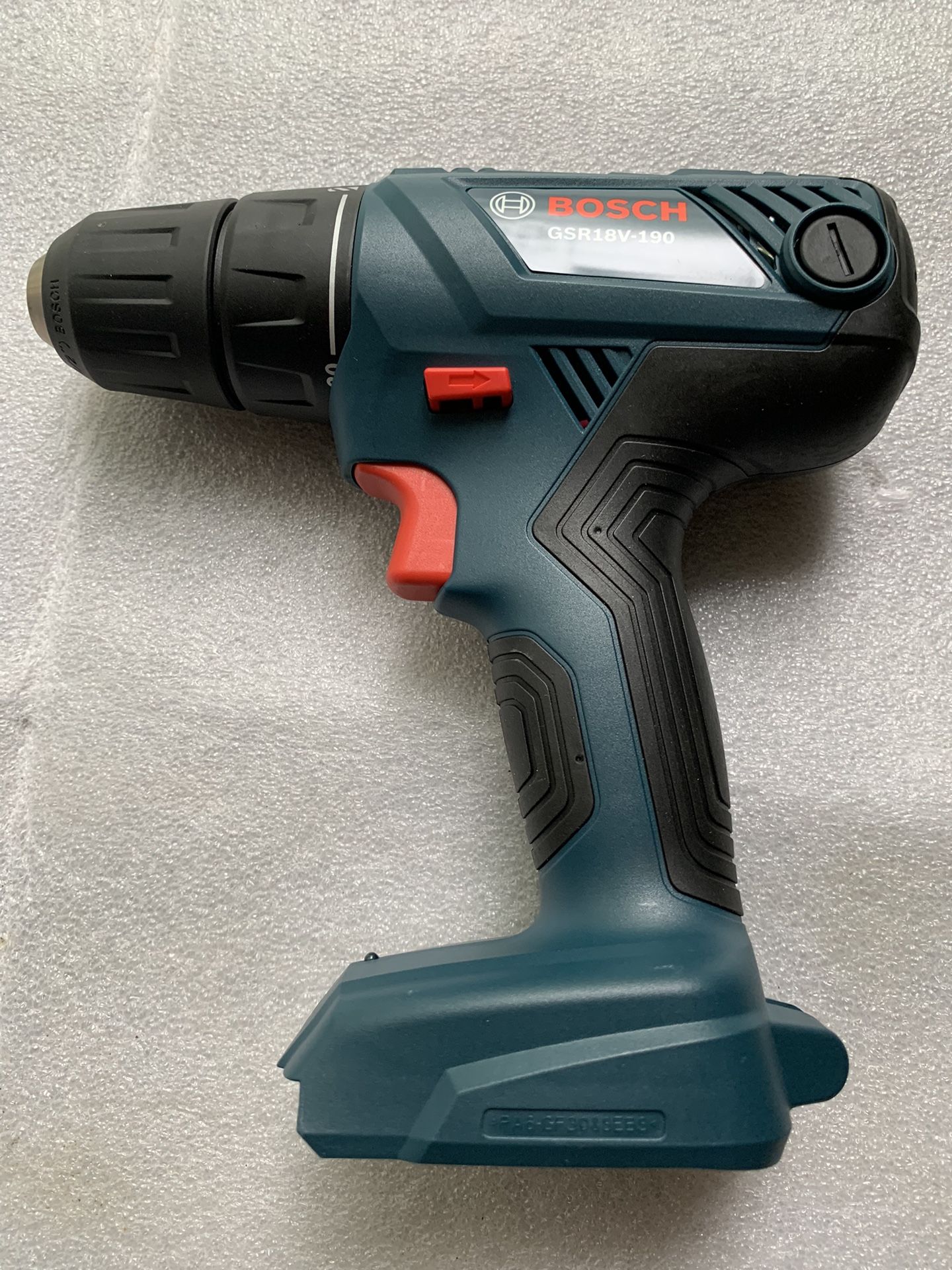 BOSCH GSR18V-190 18V Brushless Connected-Ready 1/2 In. Drill/Driver (Bare Tool)
