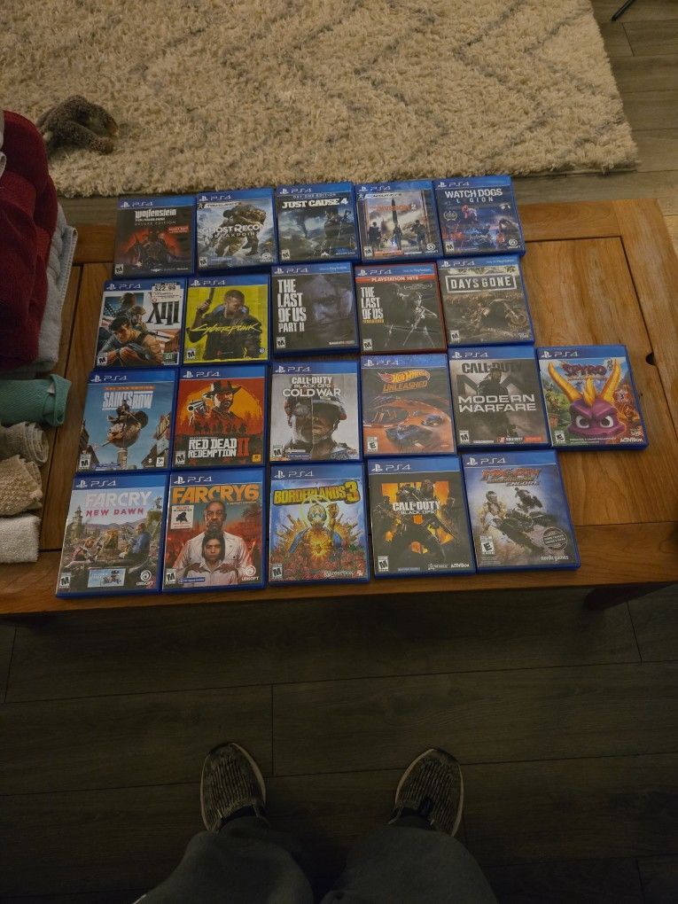 PS4 PRO, 2 Wireless Controllers And Much More
