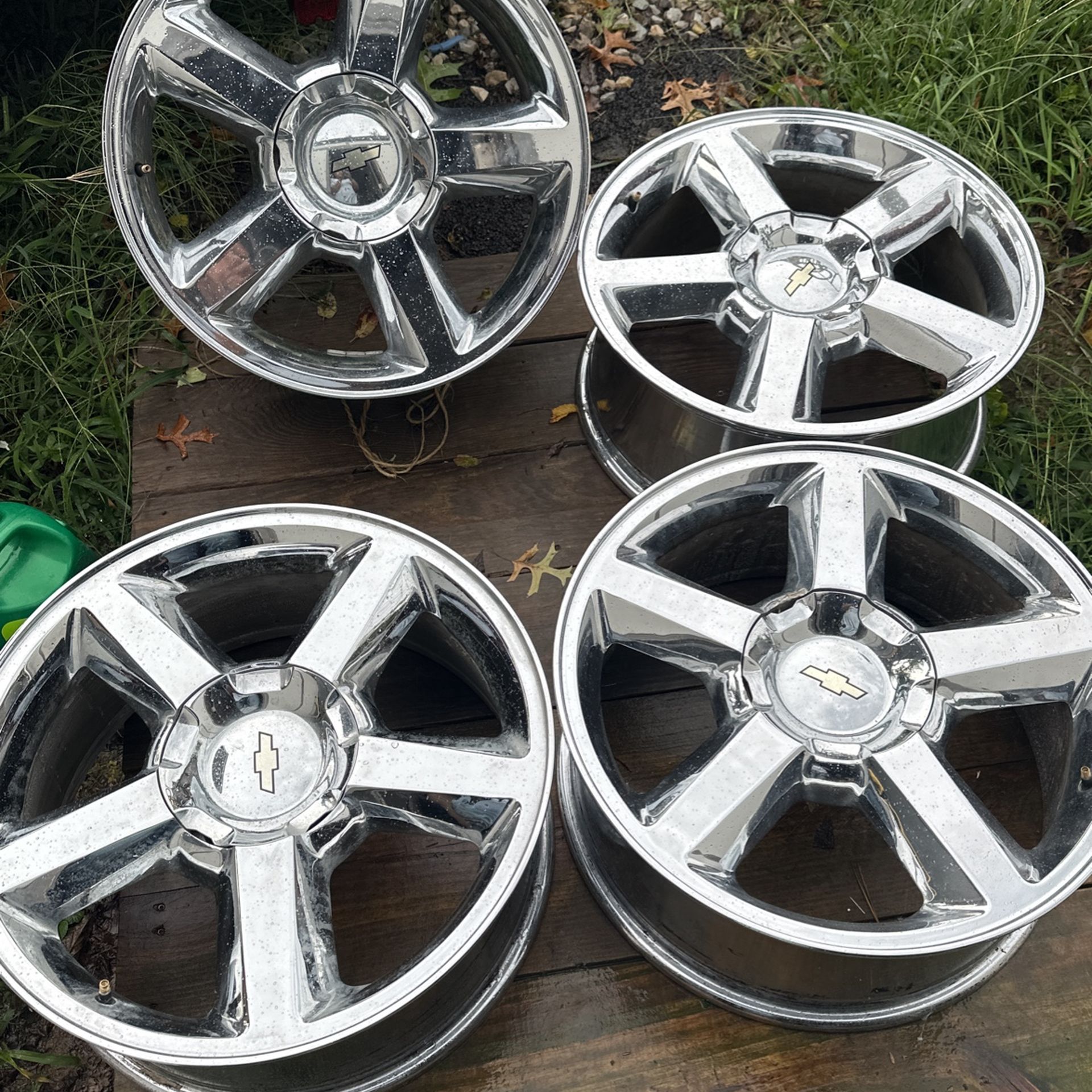20" Chevy Suburban rims