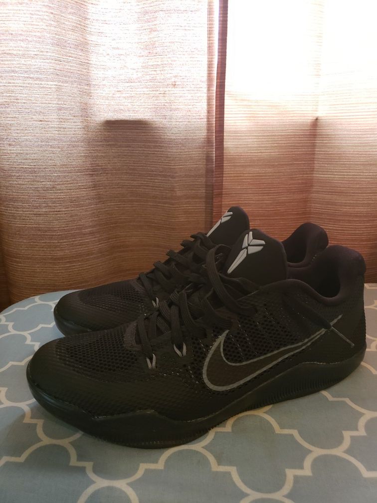 Nike Kobe 11 Dark knight for Sale in Norfolk VA OfferUp