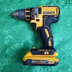 Dewalt XR  20 Max Volt Comes With Battery 