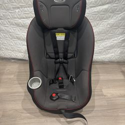 Graco Convertible Car Seat – 8-Position Adjustable Harness & Headrest