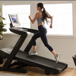 NordicTrack Commercial 1750 Treadmill *NEW*