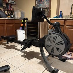 NordicTrack RW700 Rower