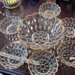 Vintage Jeannette Glass Tjhumbprint Design Pilgrim Gold Trim 7piece Berry Bowl Set