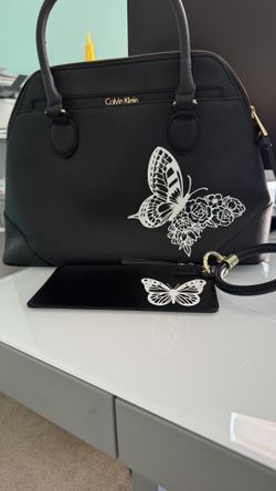One Of A Kind Bag And Wallwet With Butterfly Design