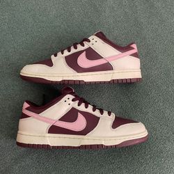 Nike Dunk Valentines Day