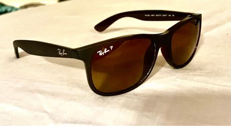 Ray Ban