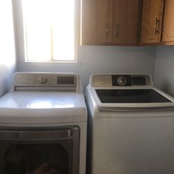 LG AND SAMSUNG WASHER AND DRYER SET 
