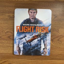Flight Risk 4K UHD Blu-ray Combo Pack (4K UHD Blu-ray + Blu-ray + Digital Code)