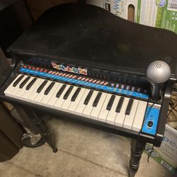 Child’s Karaoke Piano