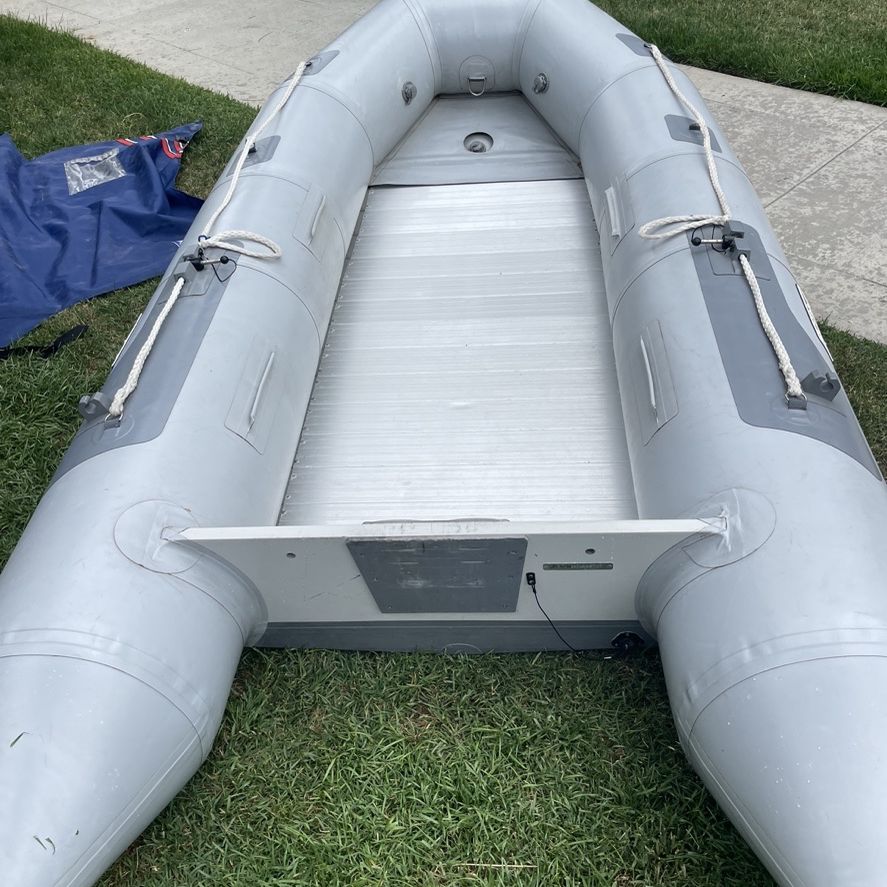 Achilles  Hypalon Dinghy inflatable boat! With Outboard!
