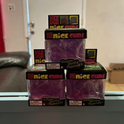 Needoh Cubes
