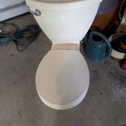 Free toilet 