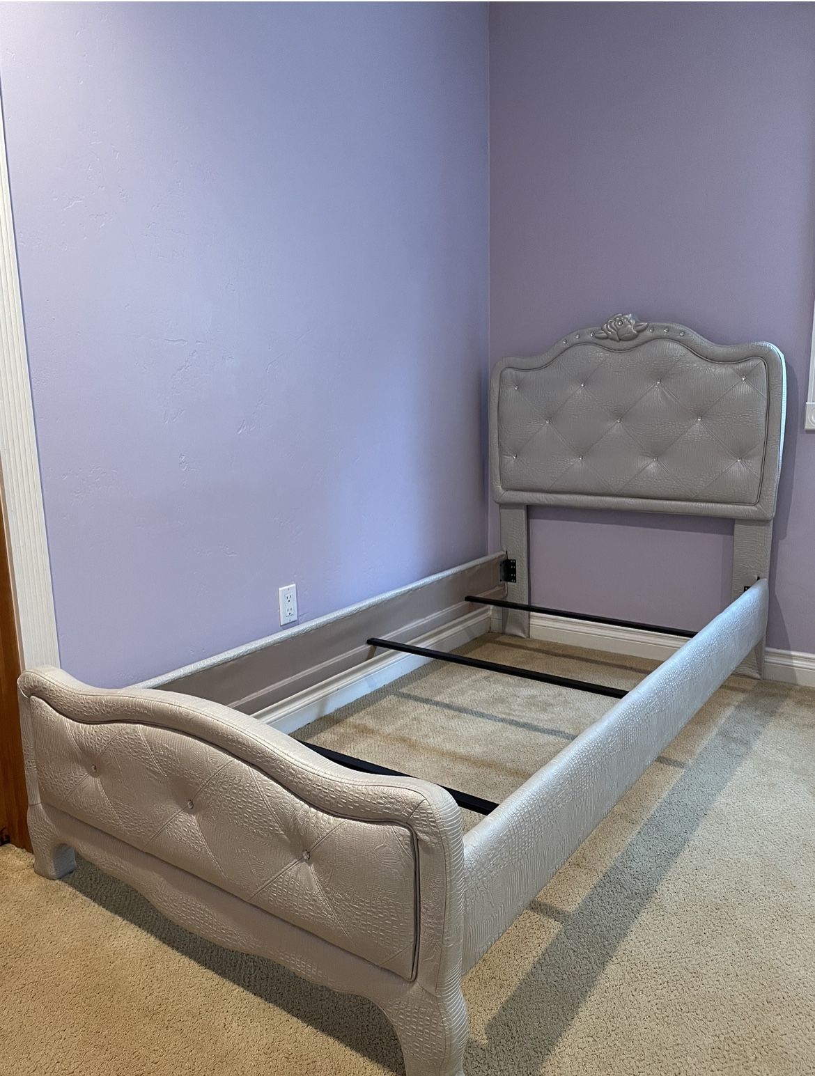 Zarollina Bed Frame And Vanity Mirror Set