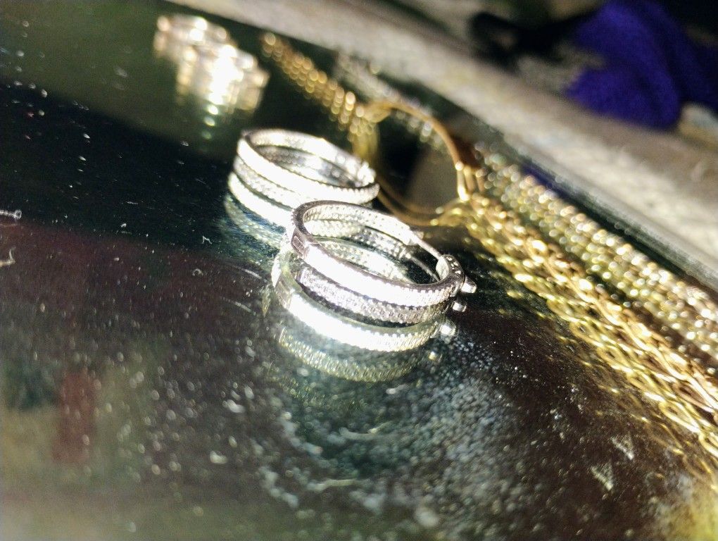 Real Silver And Gold Diamond Earrings And Bracelets