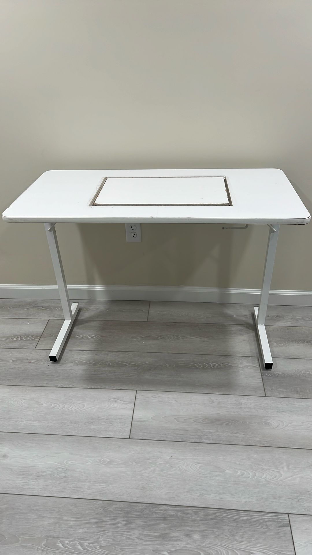Sewing Machine Table