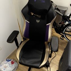 Secretlab Titan Evo LoL Special Edition Gaming Chair