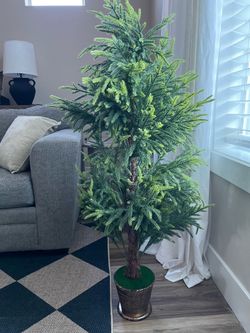 4FT Pine Tree with Pot