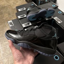 Air Jordan 11 Retro “ Gammas” Men Size 10.5M 