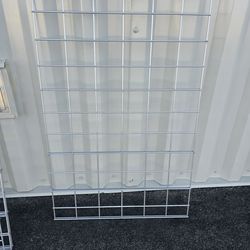 Metal wire grid wall 24"w x 36"l