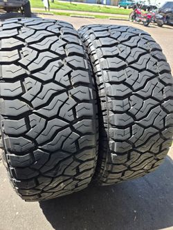 35x12.50x20 venom power 99% TREAD