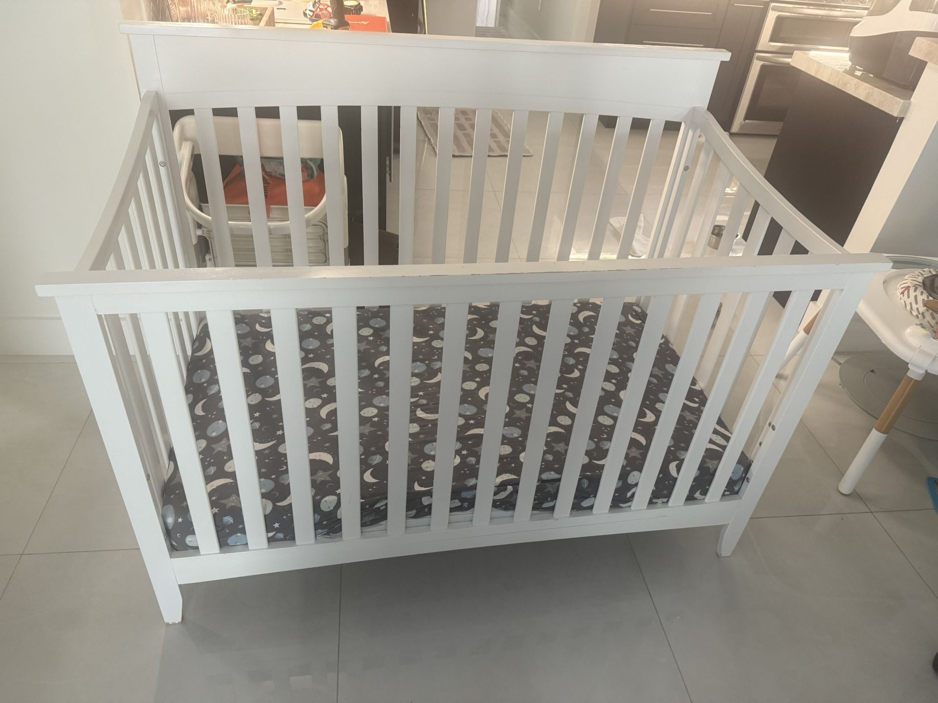 Da Vinci Crib, Dresser, and Changing Table
