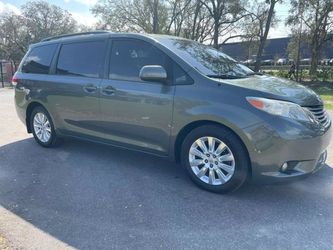 2014 Toyota Sienna