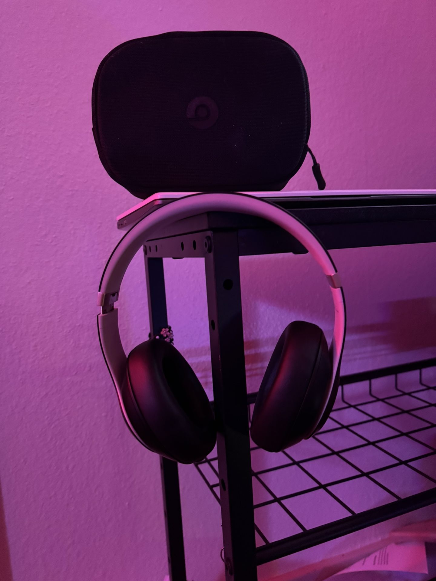 Beats Studio pro