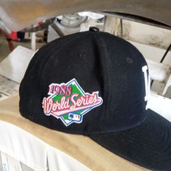 LA. Used Hat Snap Back