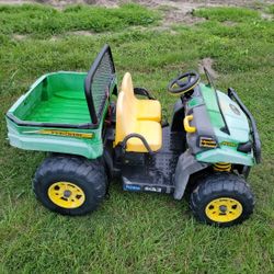 Peg Perego John Deere Gator XUV550 Power Wheel - Needs Battery - Needs Charger  